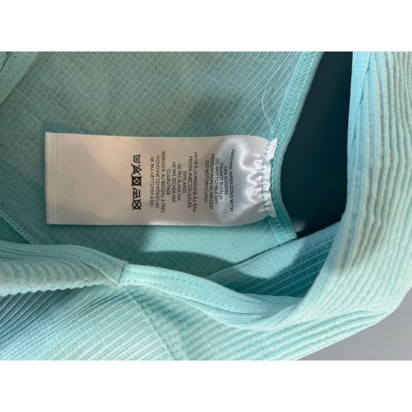 TNA Aritzia crop top womens size M blue ribbed v neck sleeveless - Picture 5 of 8